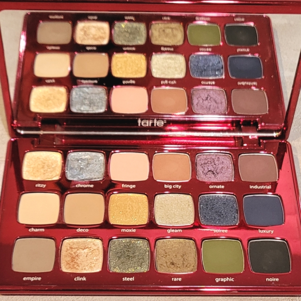 Tarte Glamour 18x Amazonian Clay Eyeshadow Palette